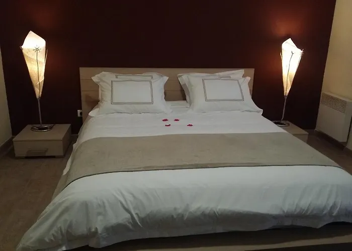 فيلة Les Citronniers D'azur *